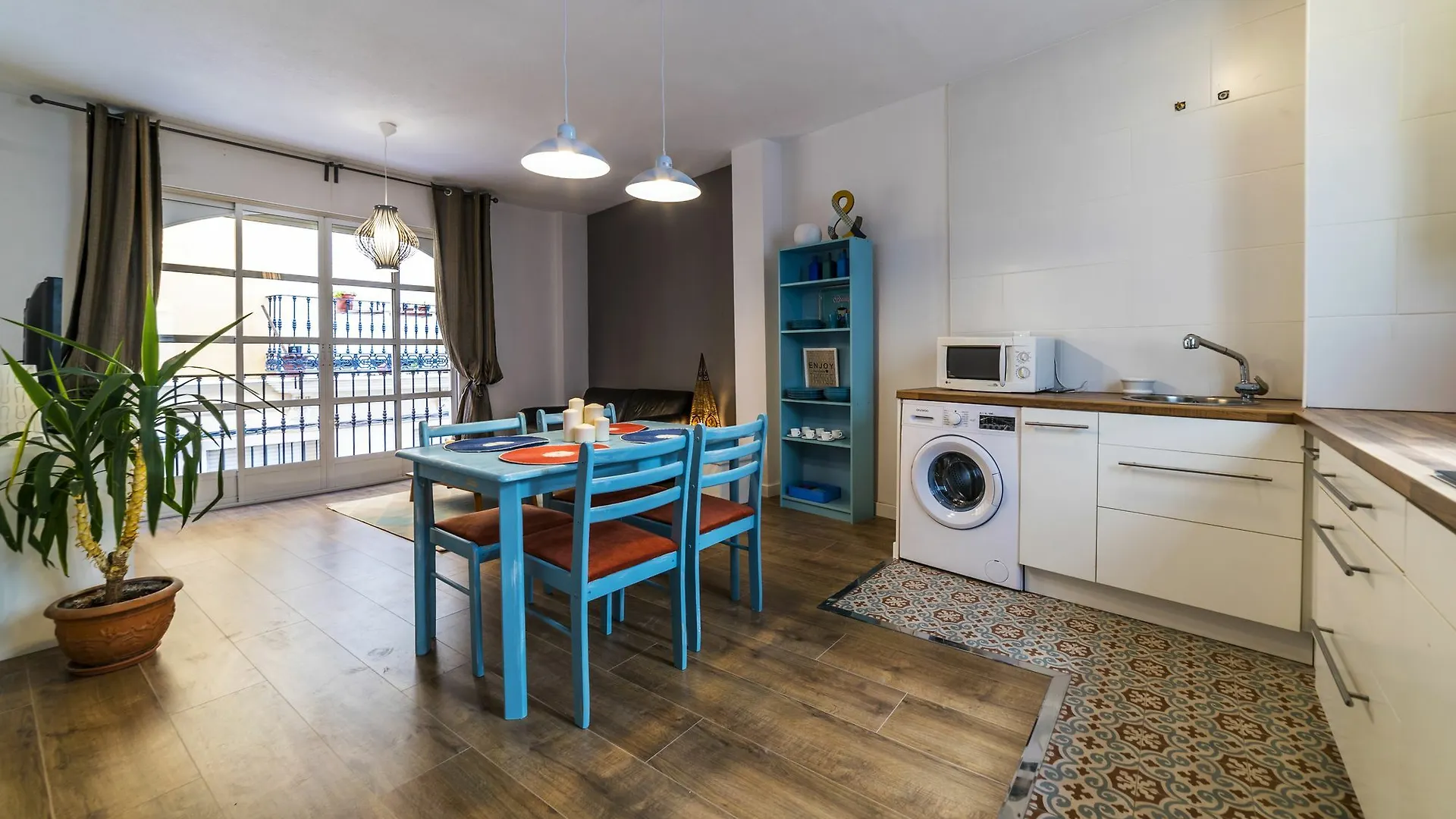 Charming 3 Bedrooms Historical Center Malaga